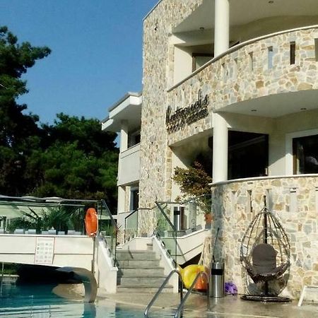 Hatzoudis Luxury Suites Chrysi Ammoudia Dış mekan fotoğraf