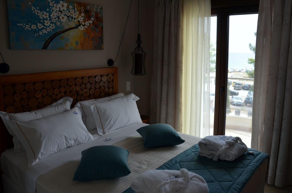 Hatzoudis Luxury Suites Chrysi Ammoudia Dış mekan fotoğraf